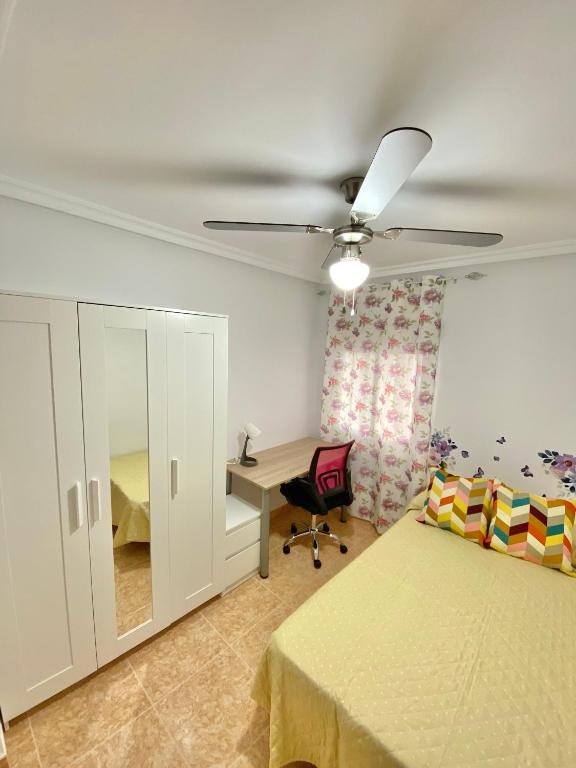 Posteľ alebo postele v izbe v ubytovaní Apartamento EL SOL DEL ZAPILLO