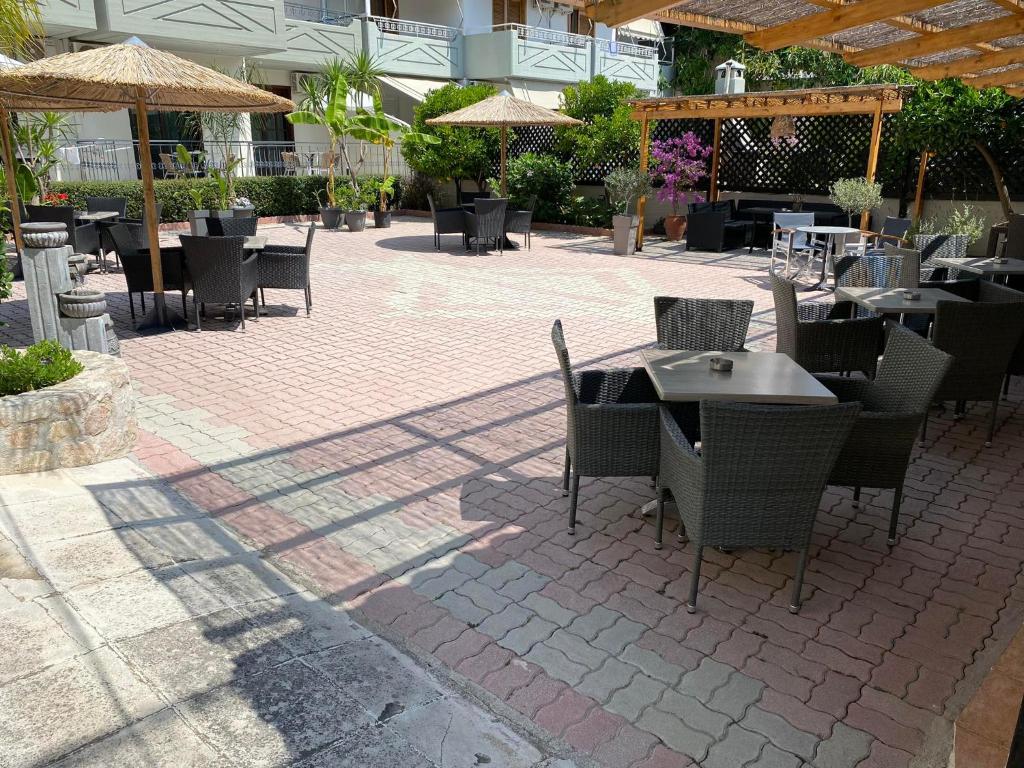 Restaurace v ubytování Hotel Pavlos - Studios