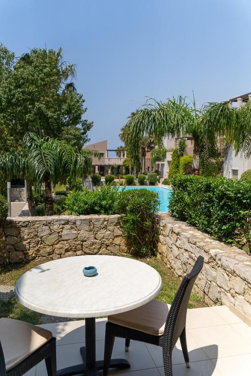 Plakias Resorts - 13