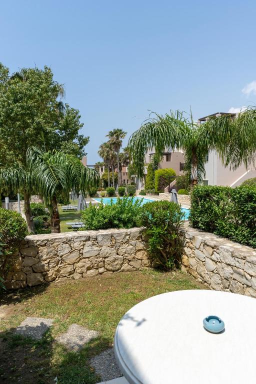 Plakias Resorts - 11