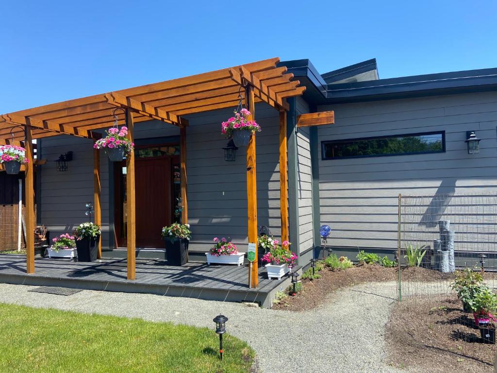 Zahrada ubytování EdgeWater Chemainus