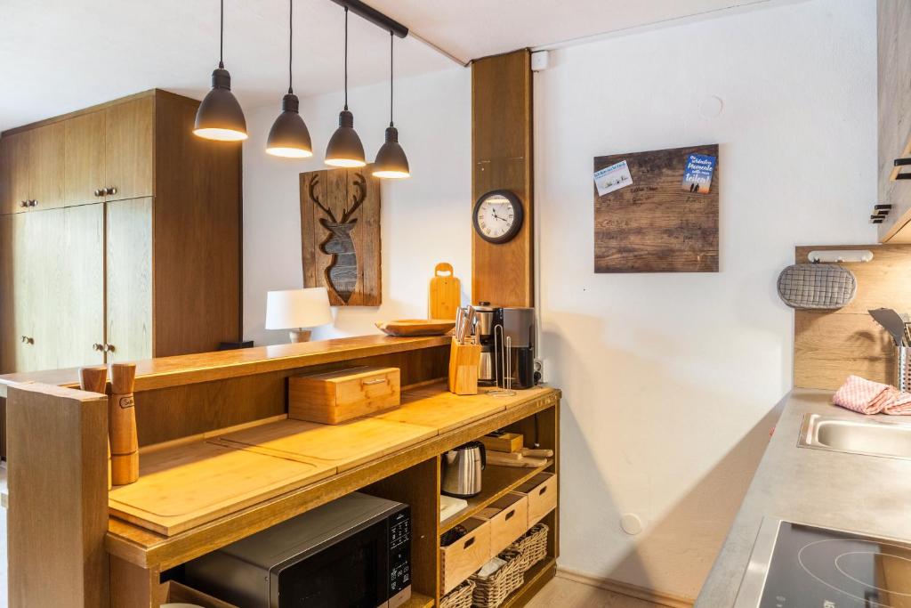 A kitchen or kitchenette at Haus Excelsior Top 31