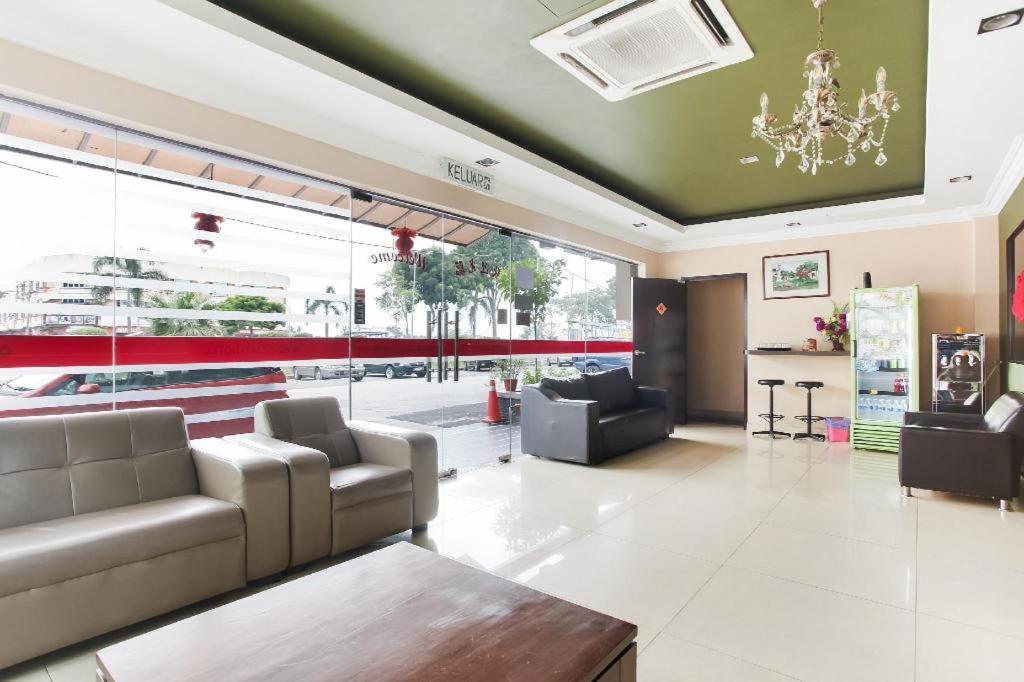 Posezení v ubytování Sejati Hotel