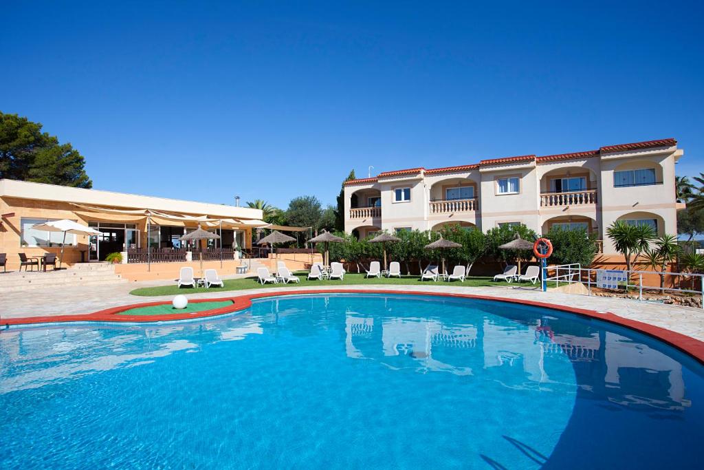 Apartamentos Sol Romántica by DOT Suites, Cala Romàntica ...
