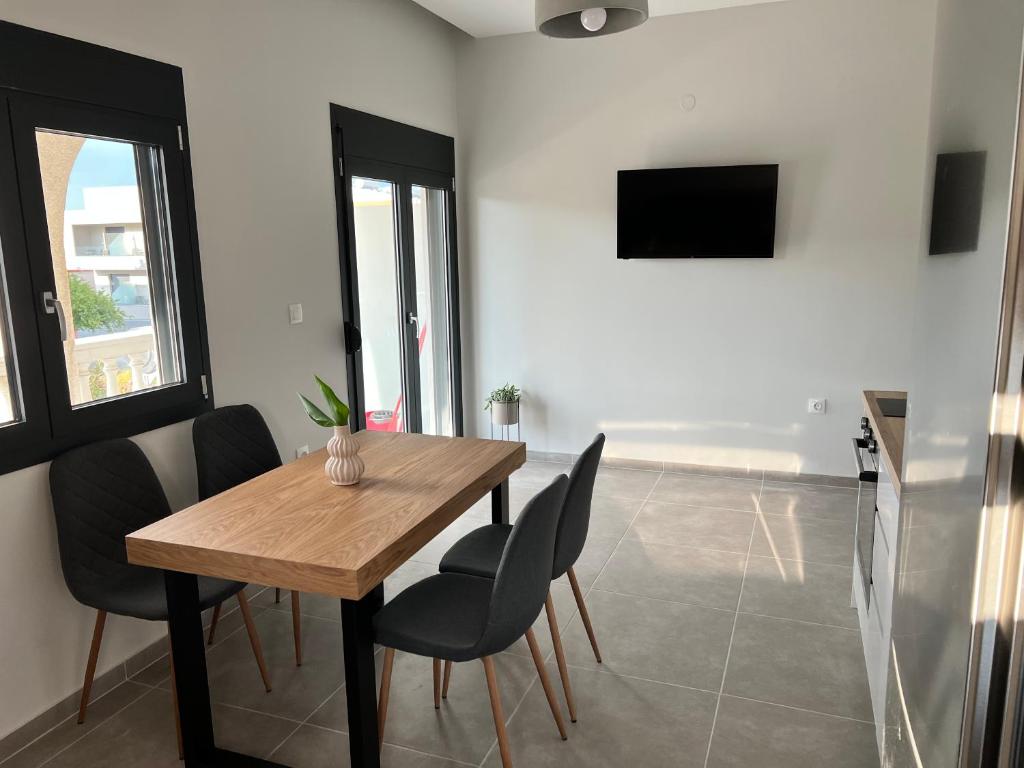 Aurora Apartments - 11