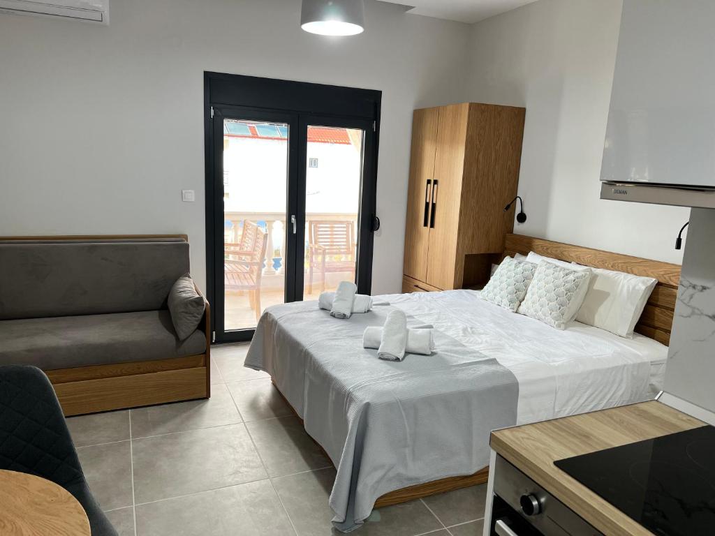 Aurora Apartments - 5