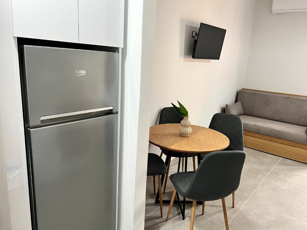 Aurora Apartments - 6