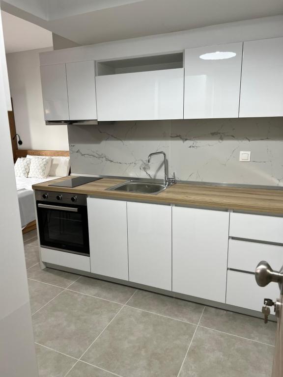 Aurora Apartments - 7