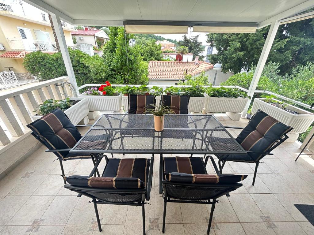 Balkón nebo terasa v ubytování Apartments Sanda