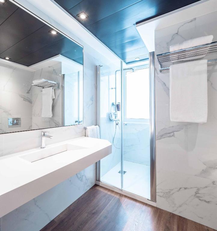 Koupelna v ubytování Vilana Hotel Boutique