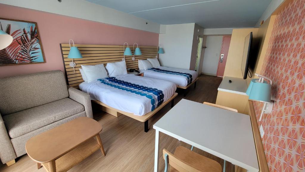 Golden Sands Oceanfront Hotel - Dos Queen Non Ocean View