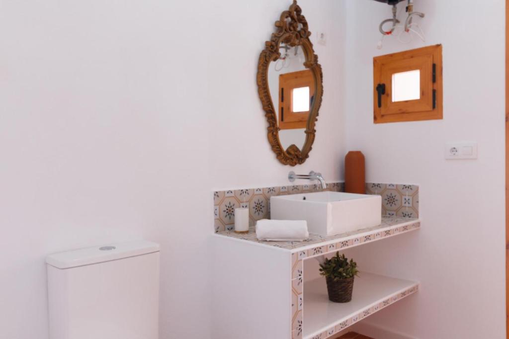 Booking.com: Vakantiehuis Casa con piscina privada, para 12 ...