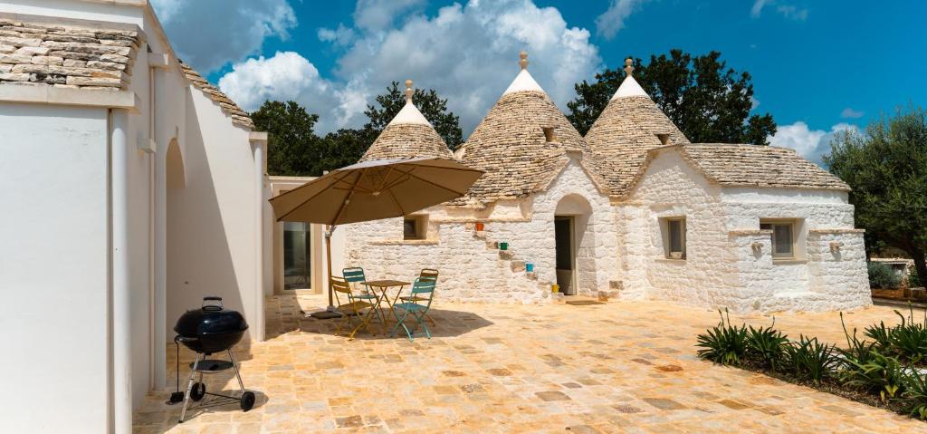 The building in which the holiday home is located