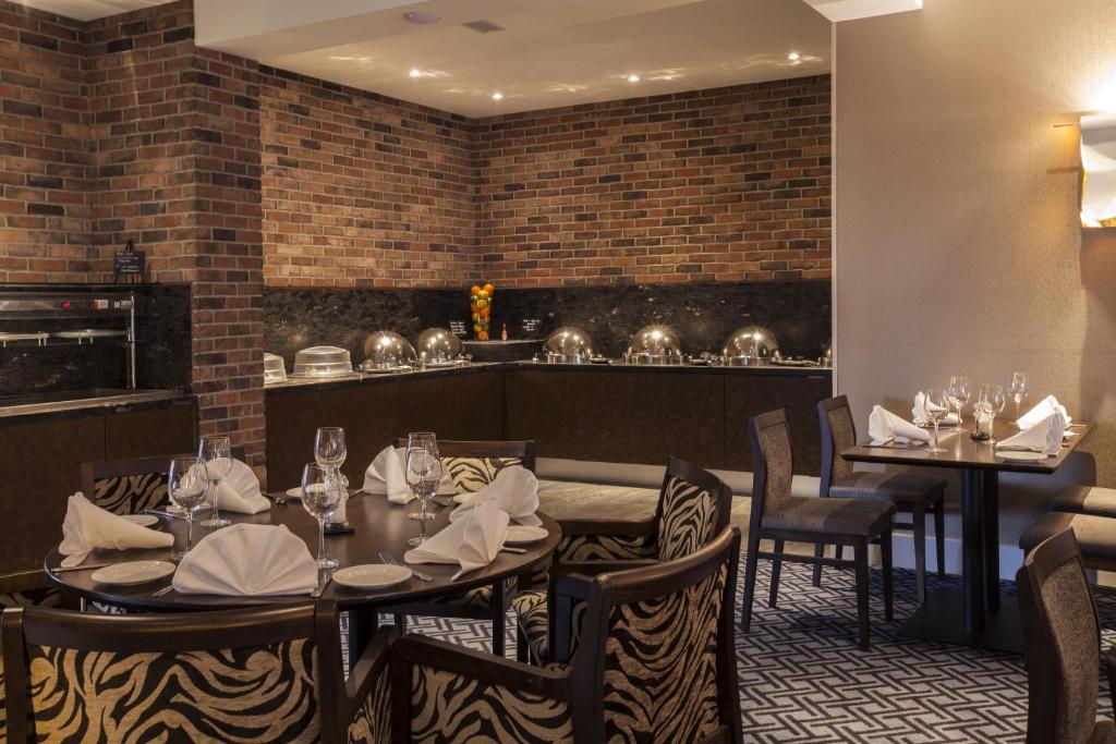 Restaurace v ubytování Talbot Hotel Midleton