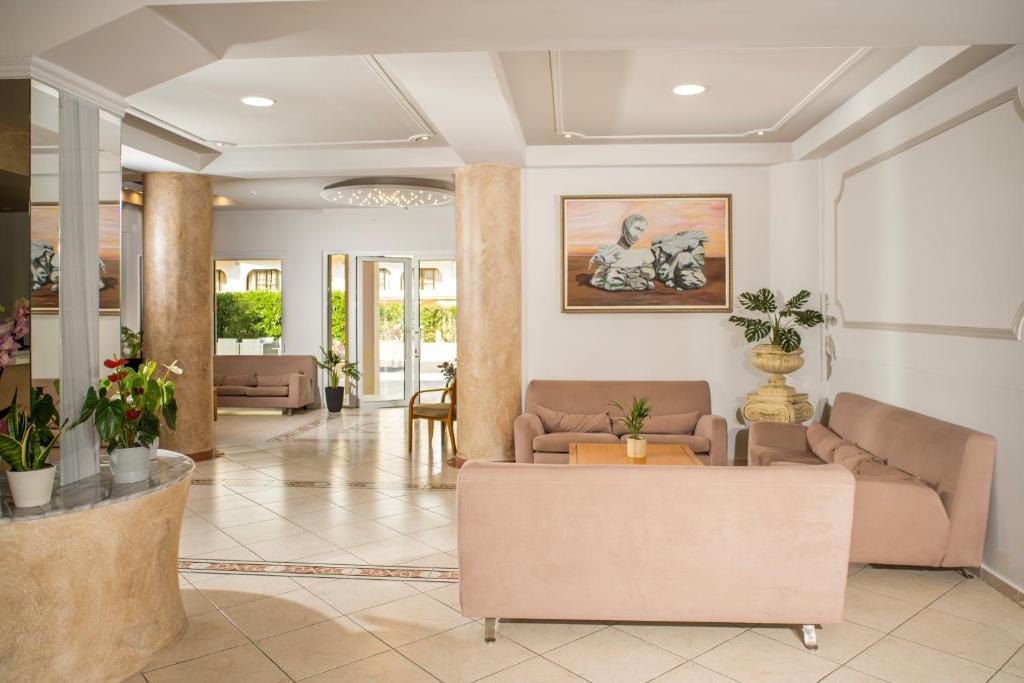 Posezení v ubytování CNic Gemini Hotel