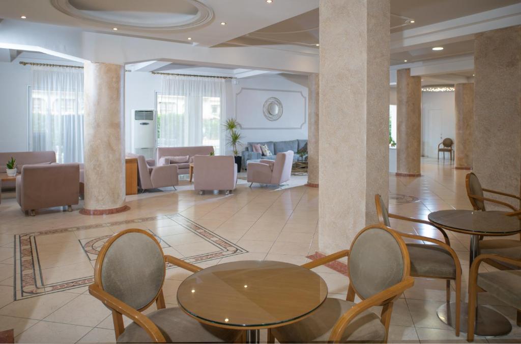 Posezení v ubytování CNic Gemini Hotel