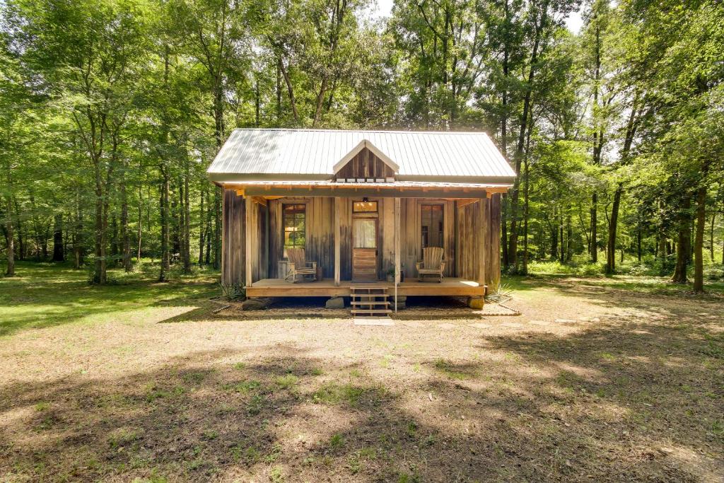 Historic Vacation Rental in with River Access, Updated