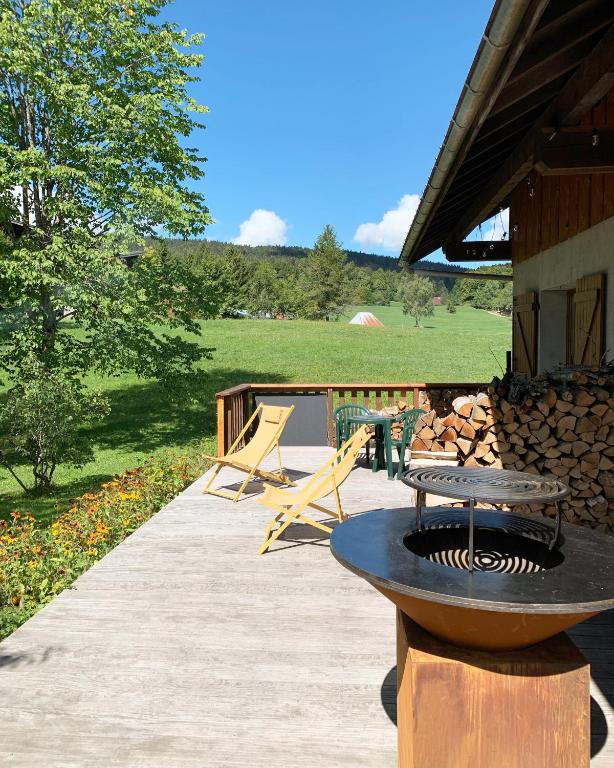 le chalet de Plainpalais - Pièce Quadruple Avec Terrasse
