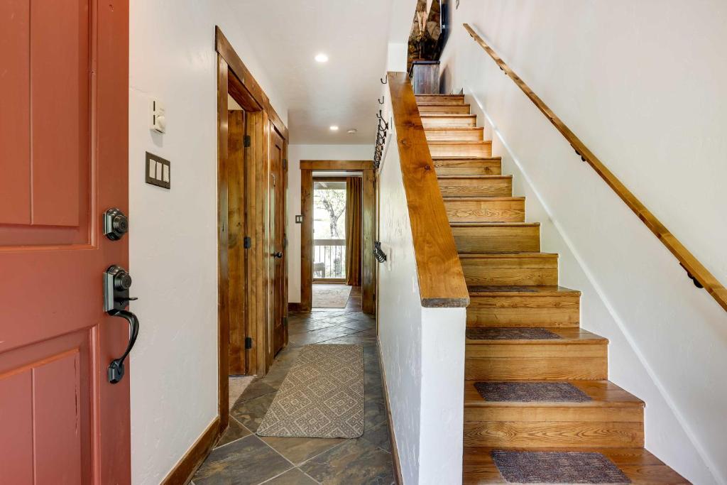 Fotografie z fotogalerie ubytování Elegant Vail Home - Walk to Booth Falls Trail v destinaci Vail