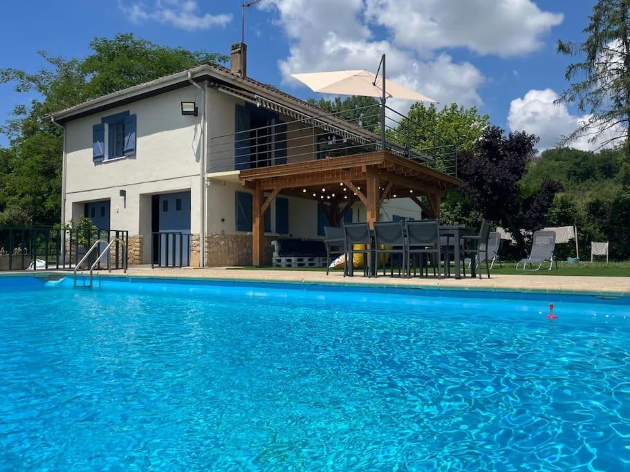 Πισίνα στο ή κοντά στο Mamie House coeur Périgord