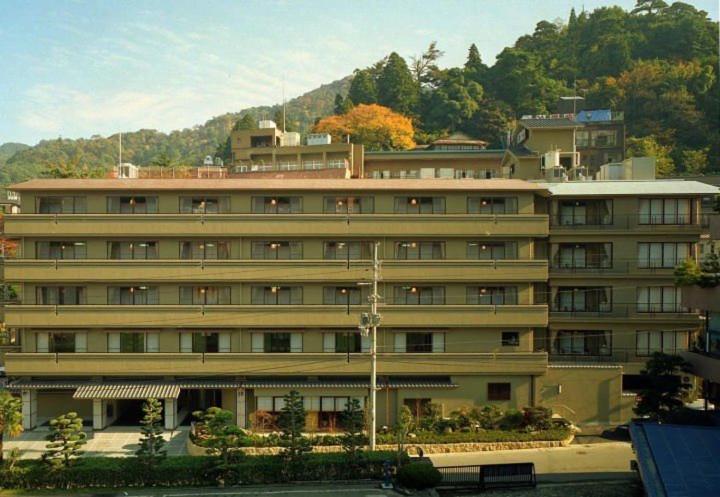 Budova, kde se ryokan nachází