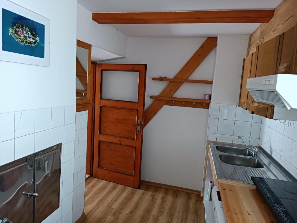 Kuchyň nebo kuchyňský kout v ubytování Pr Močnk