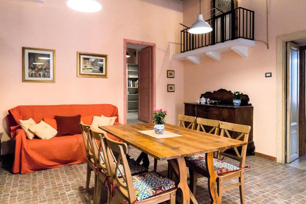 Posezení v ubytování Al Palazzetto di Milo