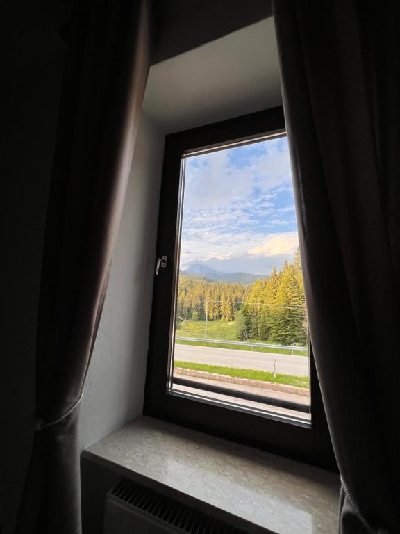 Fotografie z fotogalerie ubytování Monterovere v destinaci Albergo Monte Rovere