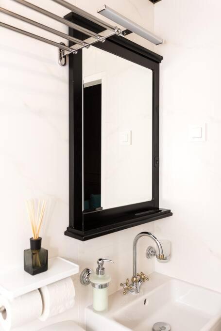 Studio Apartment Lubynski in center of Zagreb - 16