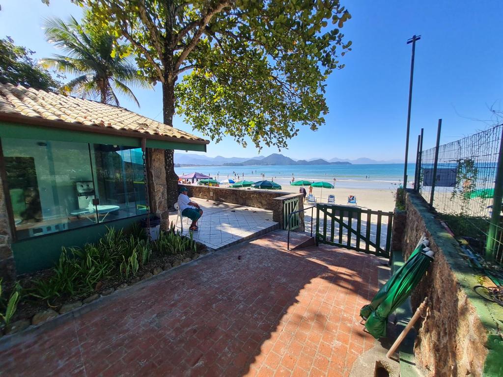 Apartamento Pé na Areia Ubatuba Toninhas 5 pessoas, Ubatuba