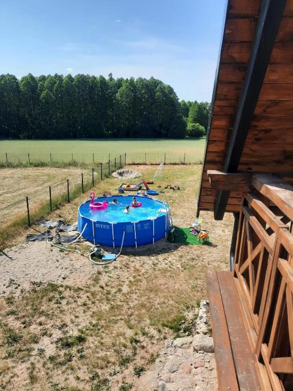 Bazén v ubytovaní Mazurska Sielanka alebo v jeho blízkosti