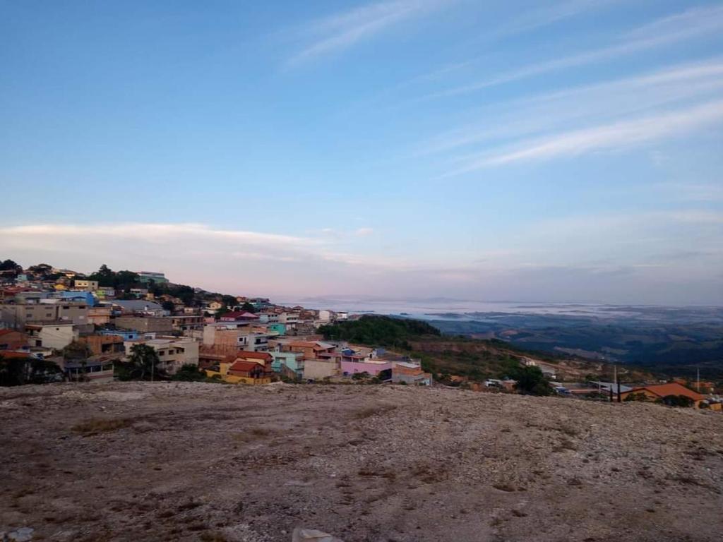 a view of a city from the top of a hill at CASA TOCA FURADA in São Thomé das Letras