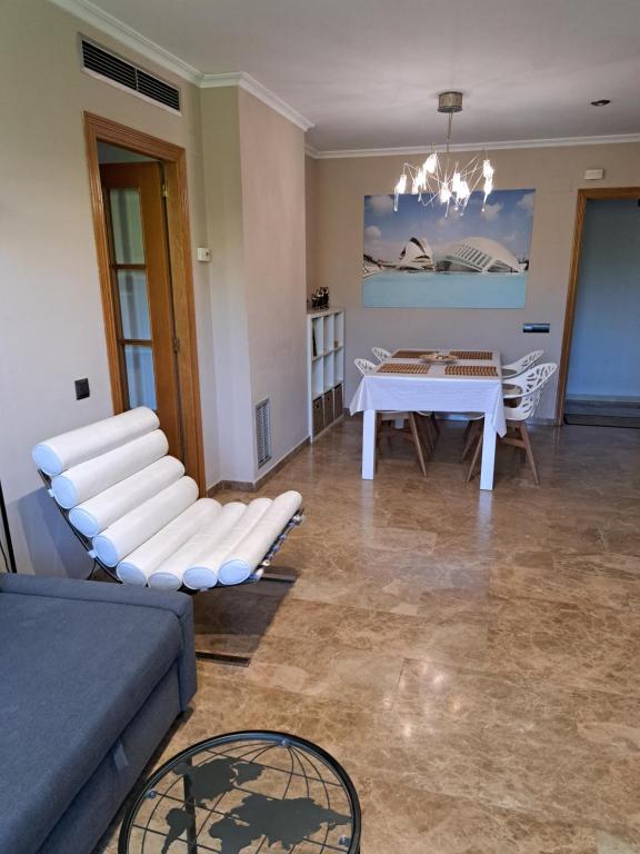 Apartamento en la Ciudad de las Artes y las Ciencias ...