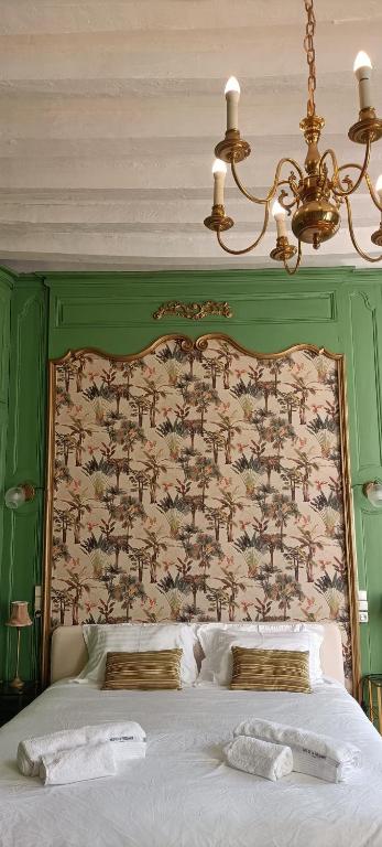 Chateau de la Grand'Maison - Chambre Roi Avec Vue Sur Le Jardin