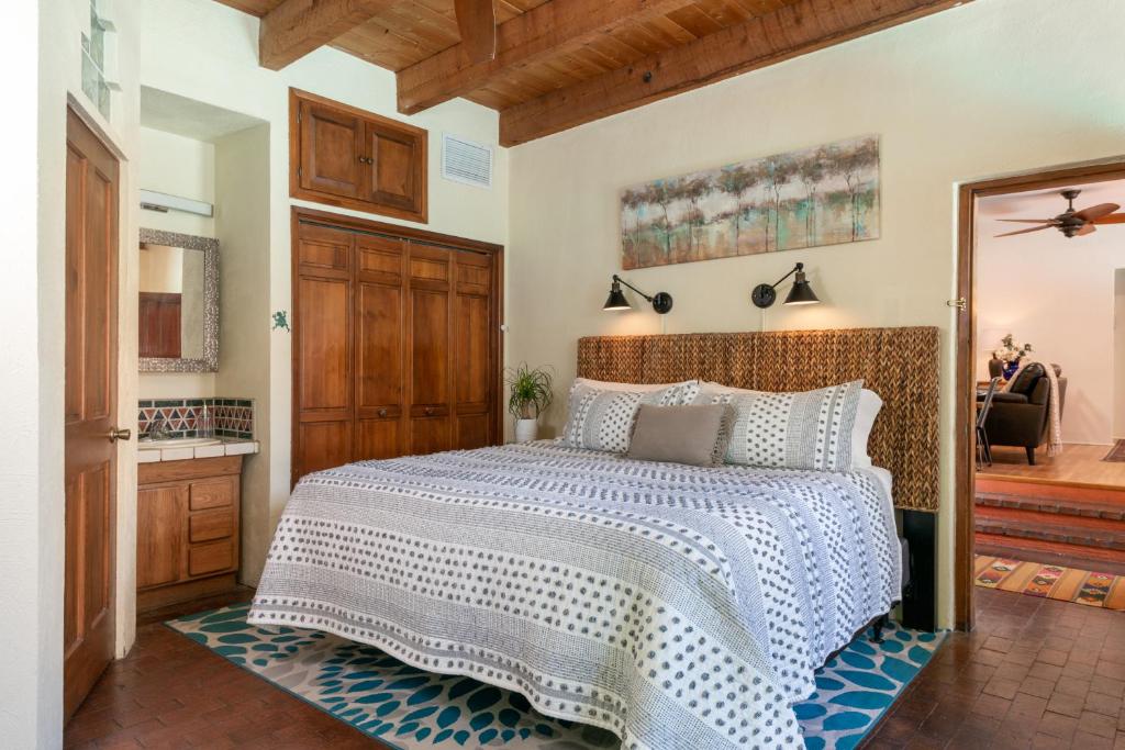 Adobe Rose Inn - Chambre De Luxe Queen