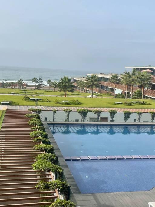 Bazén v ubytování Nice appartement pool & sea view nebo v jeho okolí