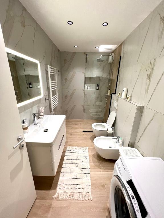 Center of Tirana - Apartment - Image 3