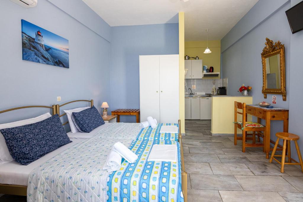 Kuchyň nebo kuchyňský kout v ubytování Irini Studios in Tinos