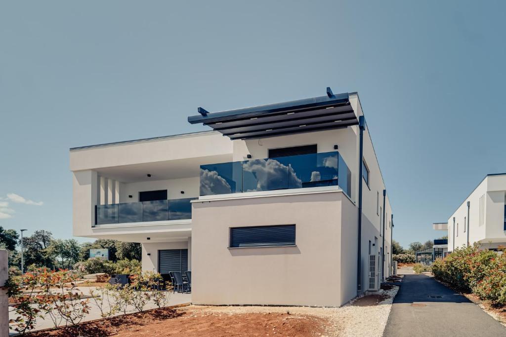 Gallery image of Funtana Villas an der 1 Reihe vom Meer in Funtana