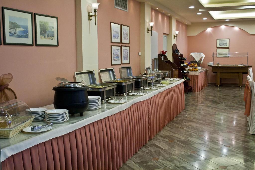 Restaurace v ubytování Tolon Holidays Hotel