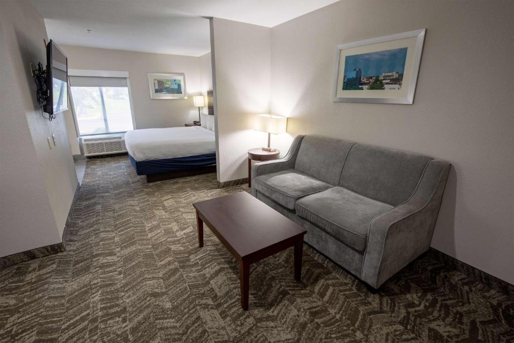 Best Western Plus Lafayette Vermilion River Inn & Suites - Grande Stanza Del Re