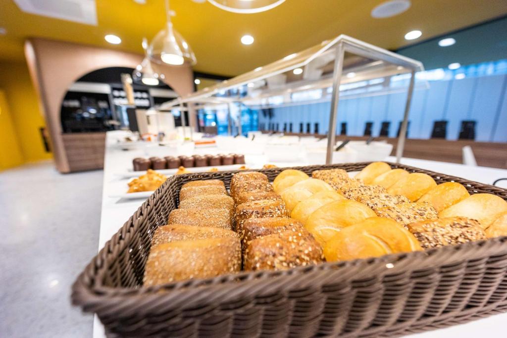 Prize by Radisson, Bonn City - Resim 16