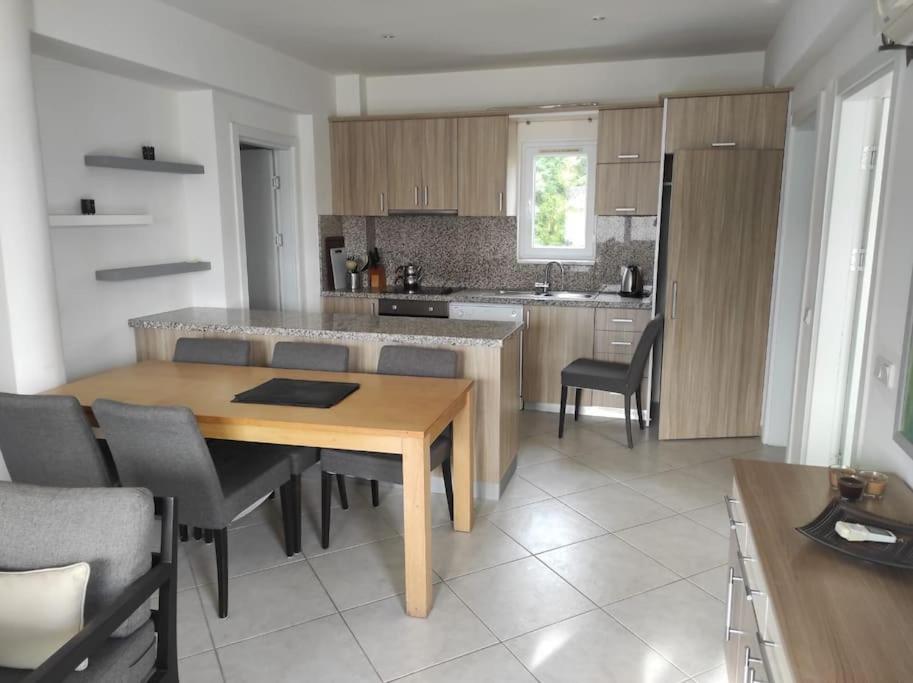 Wyndham Kusadasi Golf&Spa Otel 2 1 Dublex Tatil Evi Eagle 48