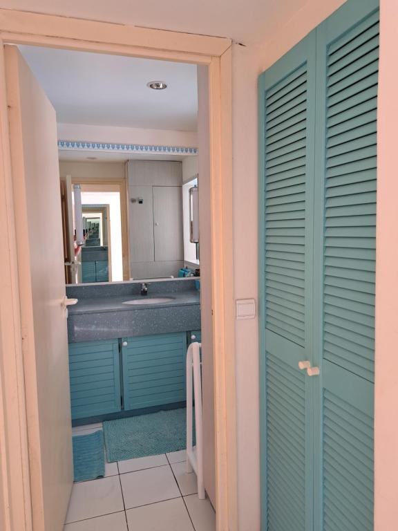 Fotografie z fotogalerie ubytování STUDIO FONCTIONNEL dans HOTEL CARAYOU SPA PISCINES v destinaci Les Trois-Îlets