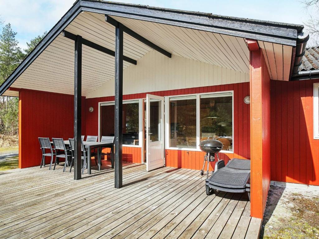 Patio nebo venkovní prostory v ubytování Holiday home Aakirkeby XLVIII