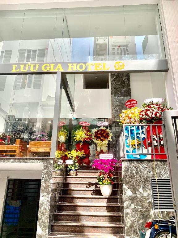 Ban công/sân hiên tại Luu Gia Hotel