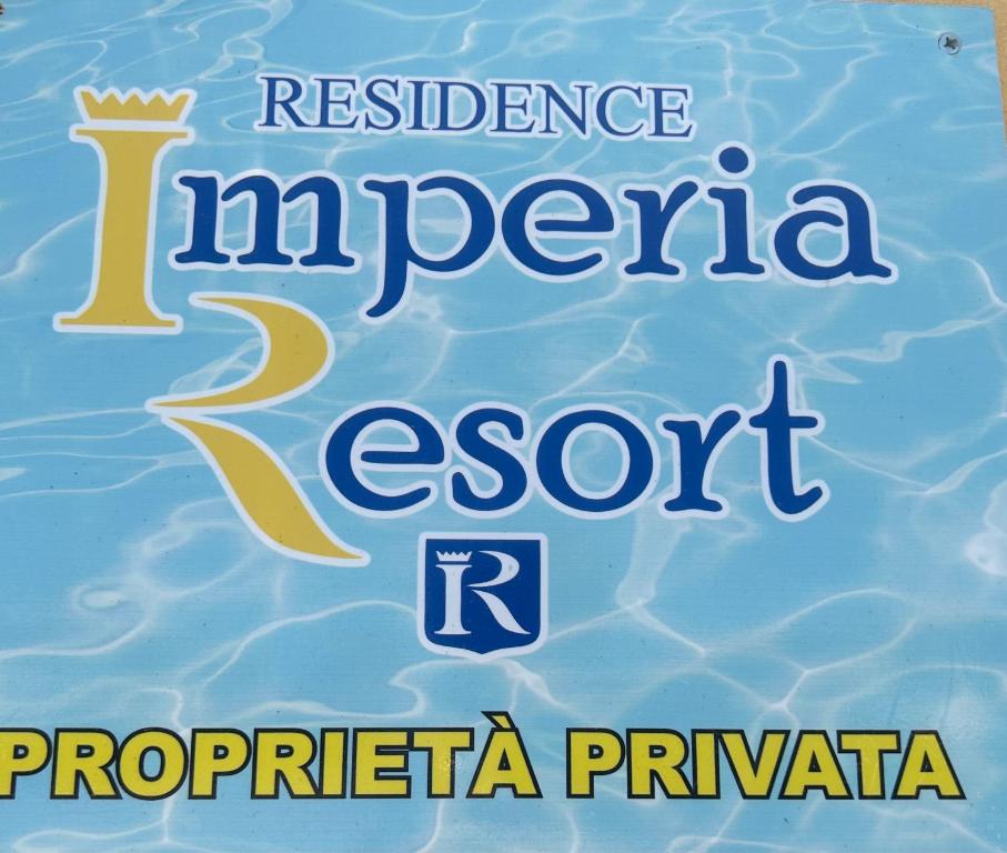 a sign that reads reference importa export republica principal at Casa vacanza DF con piscina in Campofelice di Roccella