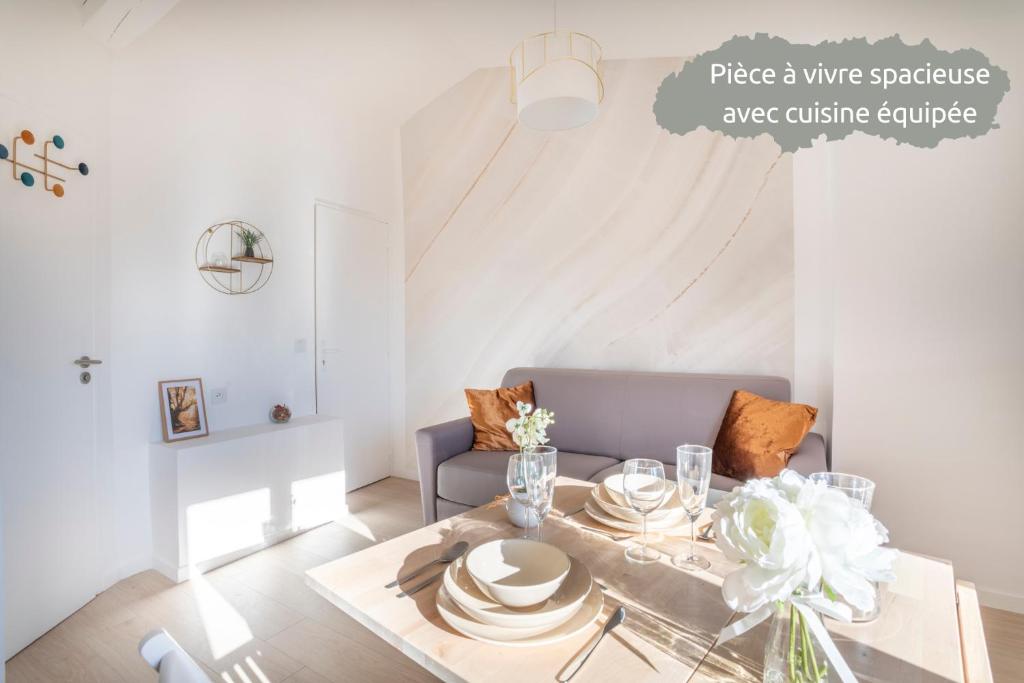 Apartment Sainte Victoire - Belle Vue dégagée - Linge de qualité - Fibre -  Confort, Gardanne, France - Booking.com