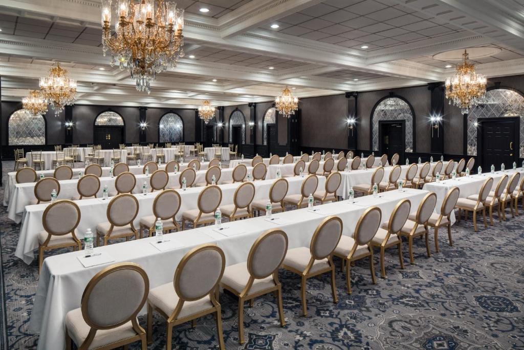 Fotografie z fotogalerie ubytování The Madison Hotel v destinaci Morristown