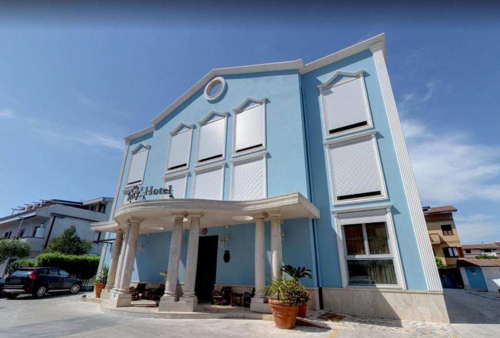 Budova, kde se hotel nachází